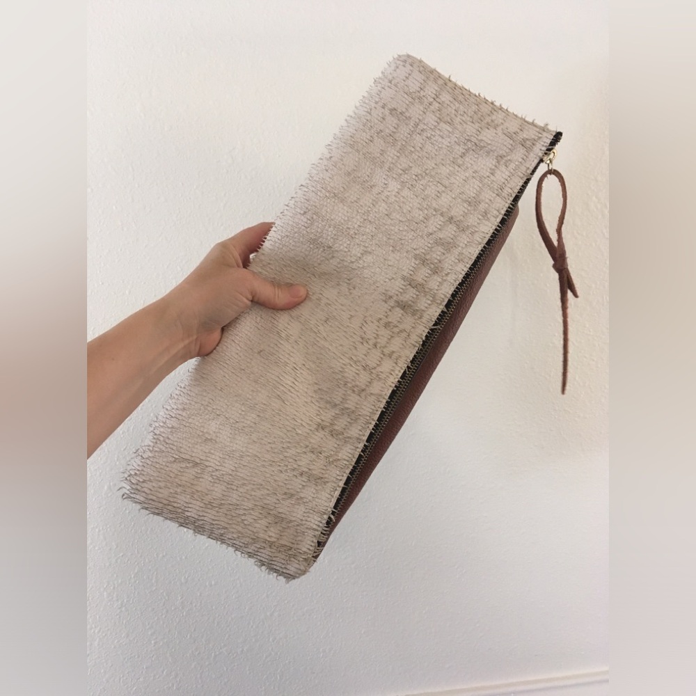 $216 Anthropologie Oliveve Snakeskin Feathered Cream Leather  Fold Zip Clutch